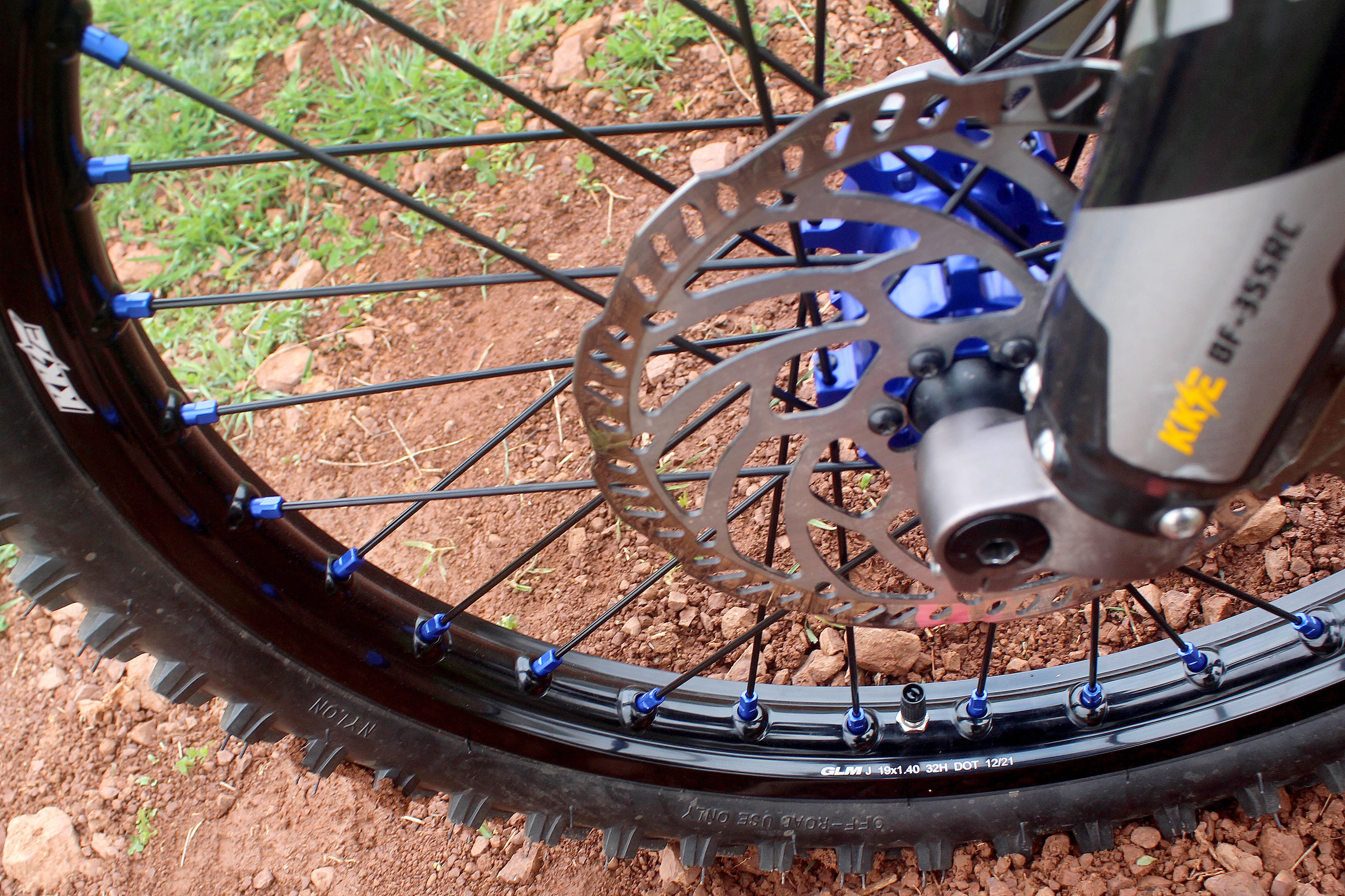 US Stock KKE 1.4*19" & 1.6*19" Electric Dirtbike Wheels Rim For SurRon Light Bee-X 2019-2023 Blue - Image 4