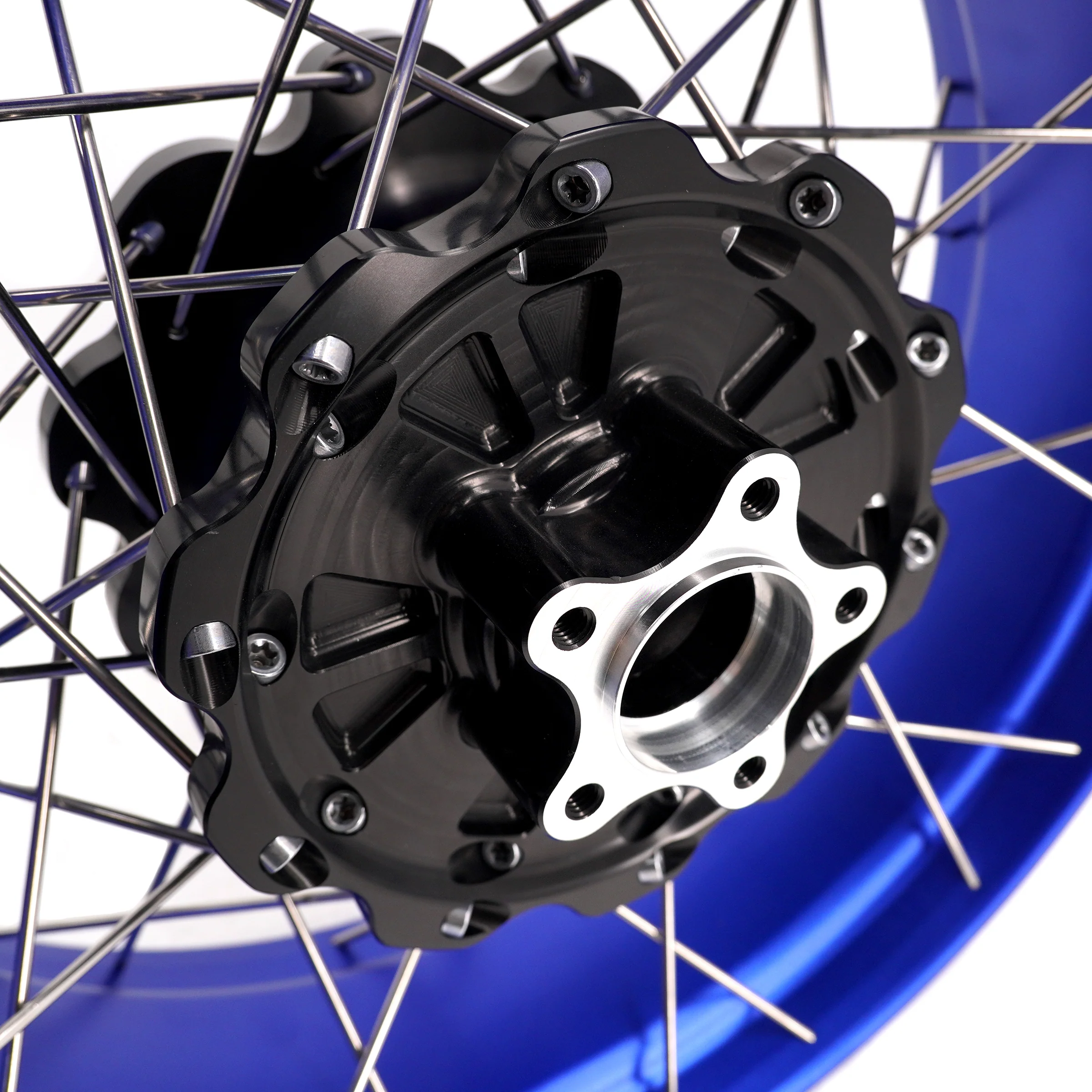 KKE 3.5*19'' & 5.0*18'' Tubeless Wheels Fit Harley Street Glide/CVO 2024 Blue Rims - Image 7